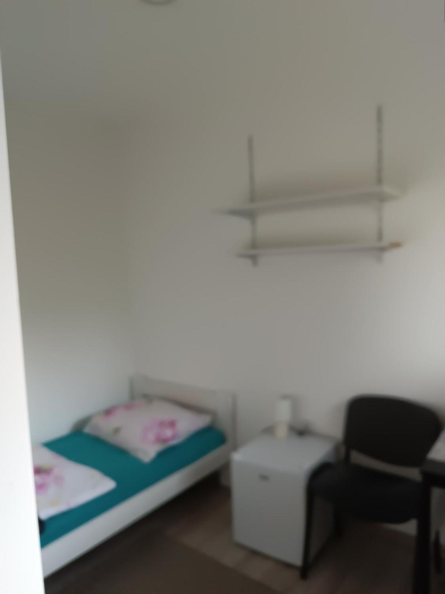 Stas-Przy Szkole Nr3 W Skawie Skawa Номер фото